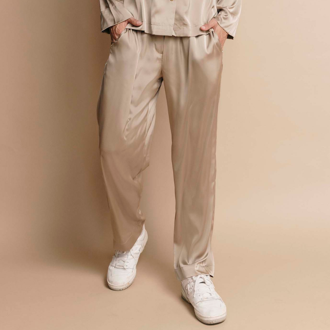 Picture of The Jet Set Pant in Champagne