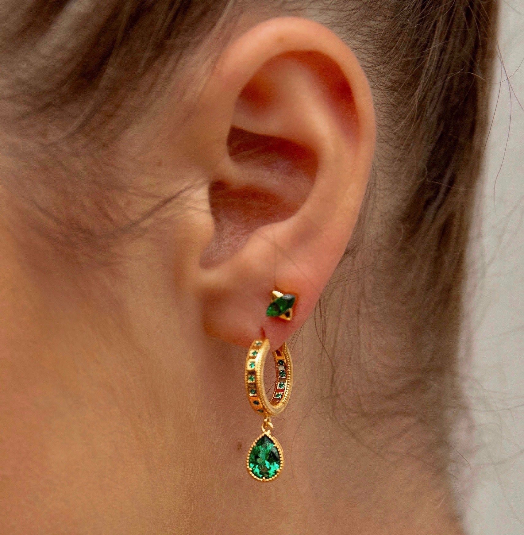 Picture of The Sofia Earrings in Emerald