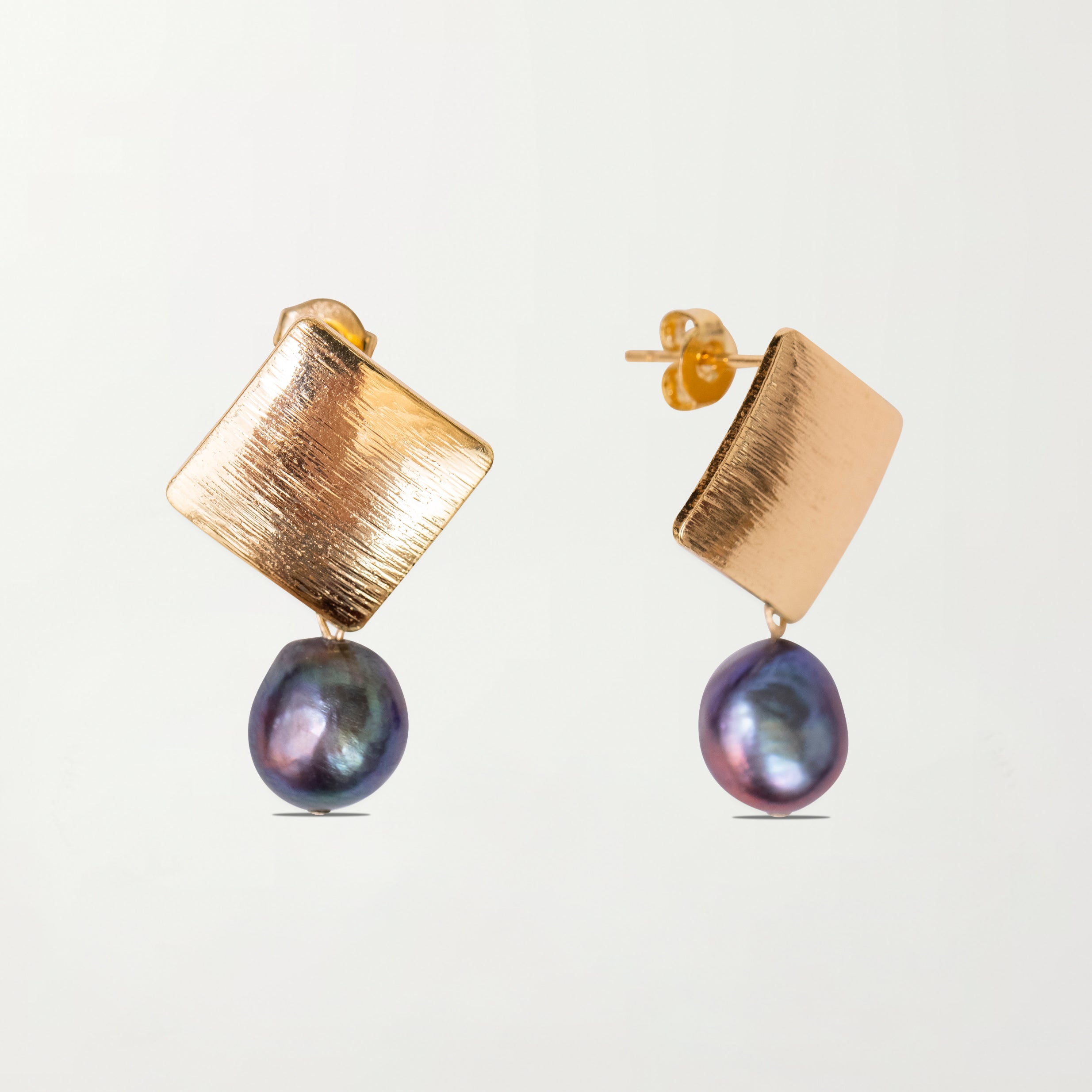 Picture of The Madrid Earrings in Tahitian Black Pearl
