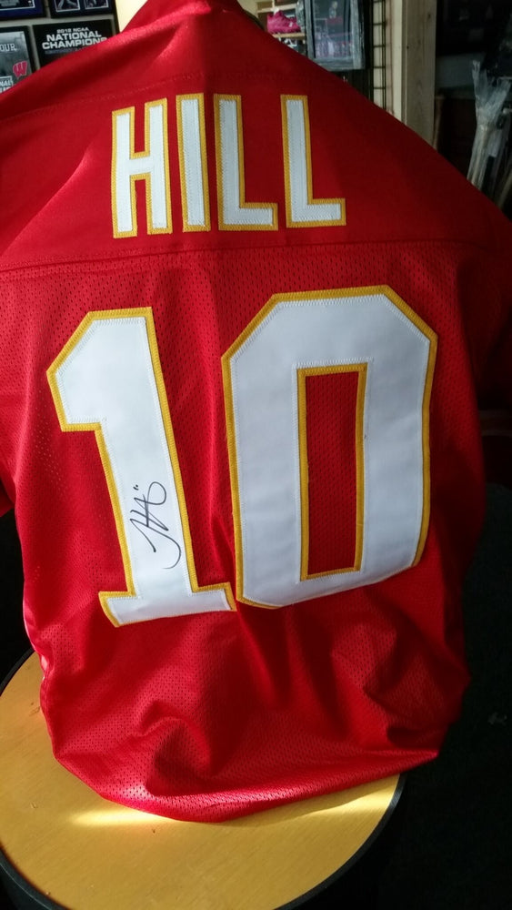 autographed tyreek hill jersey