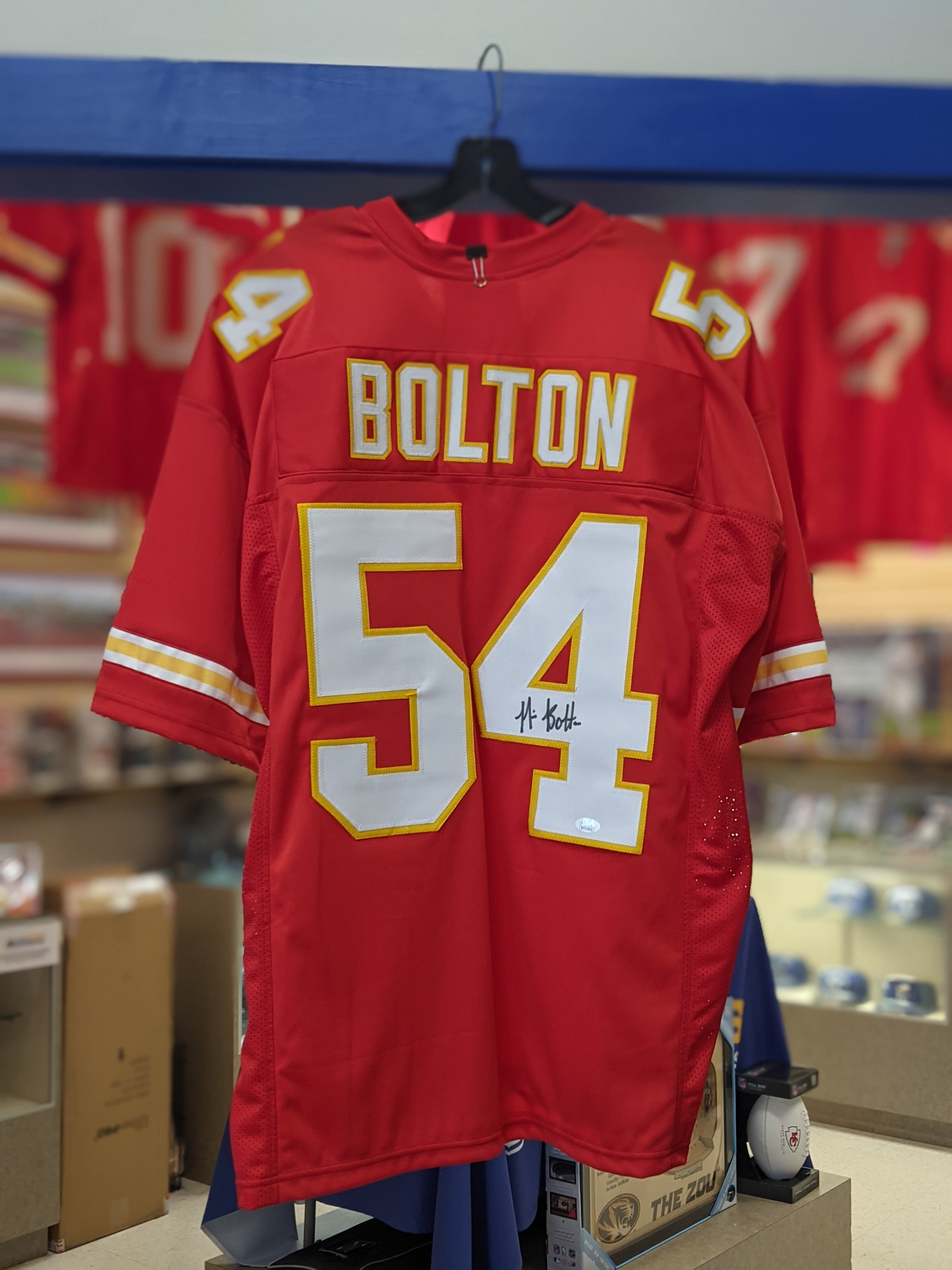 Nick Bolton Signed Kansas City Chiefs Jersey (Beckett Holo) 2021 2nd Round  Pk LB