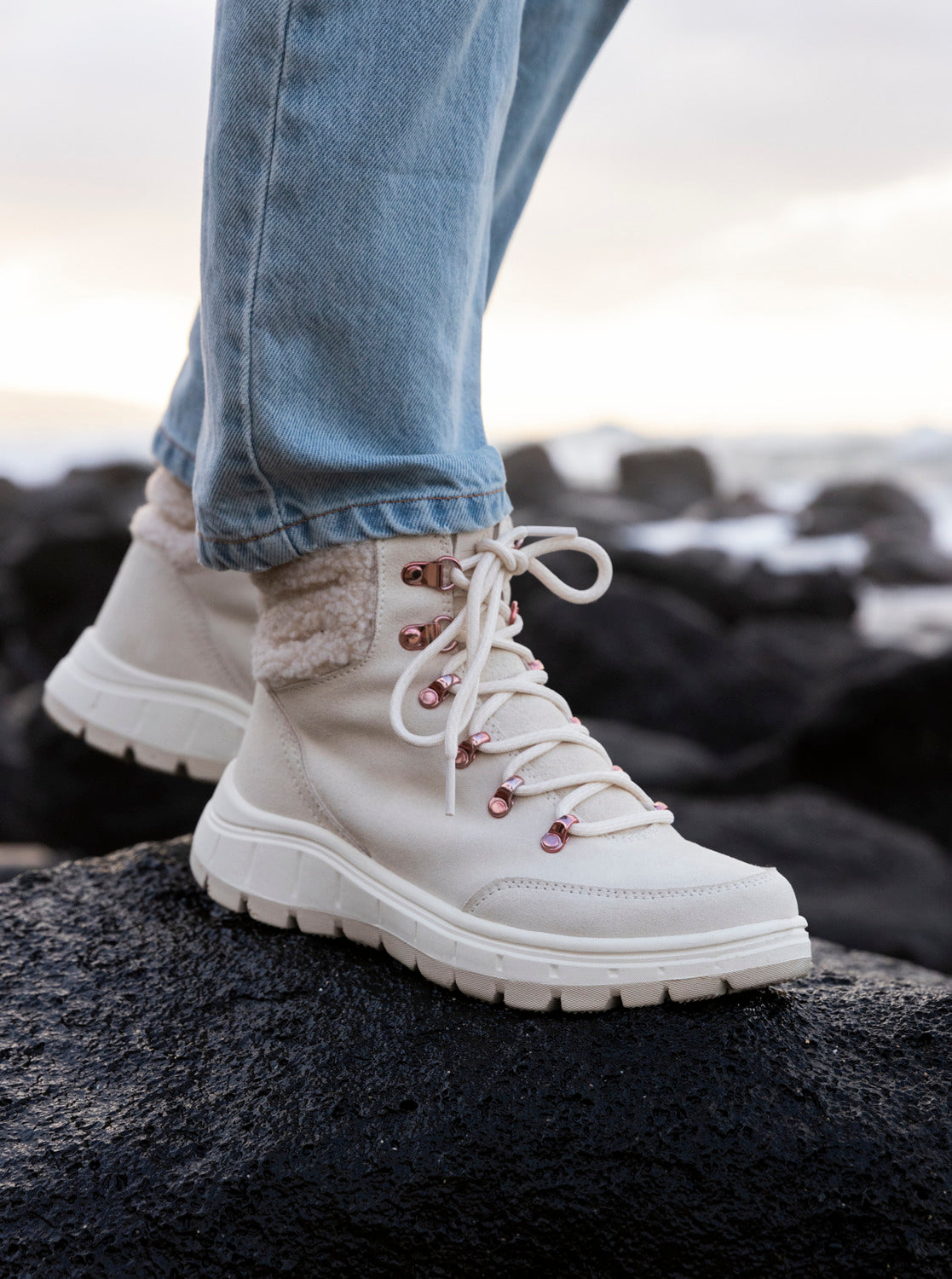 Kaden Dryflight® Boots - Off White