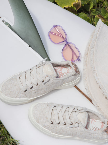 Casual Shoes for Girls and Women: Flats, Sneakers & Sandals – Roxy.com