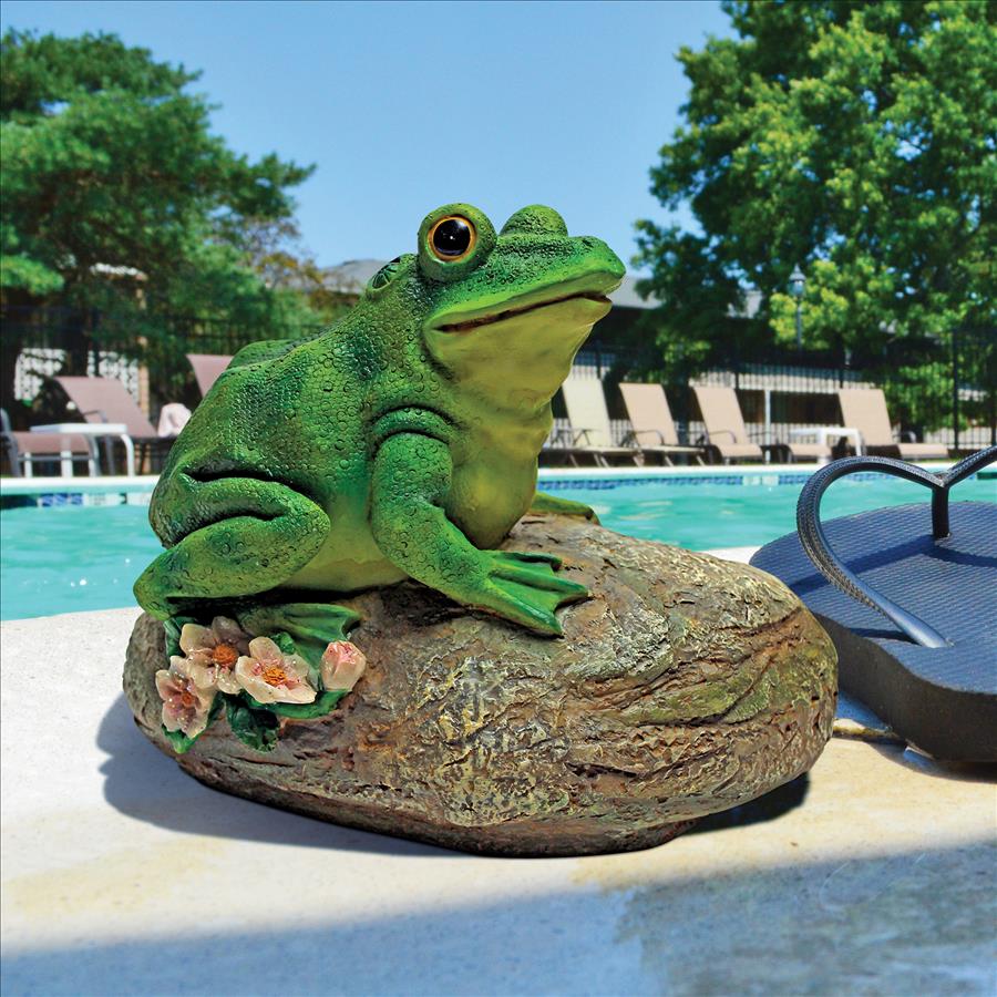 Lester, the Leopard Frog Statue