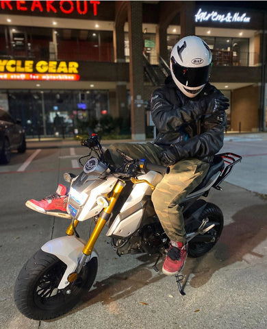 venom x20 125cc grom clone motorcycle rider riding