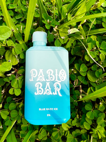 Vape Pablo Bar on leaves