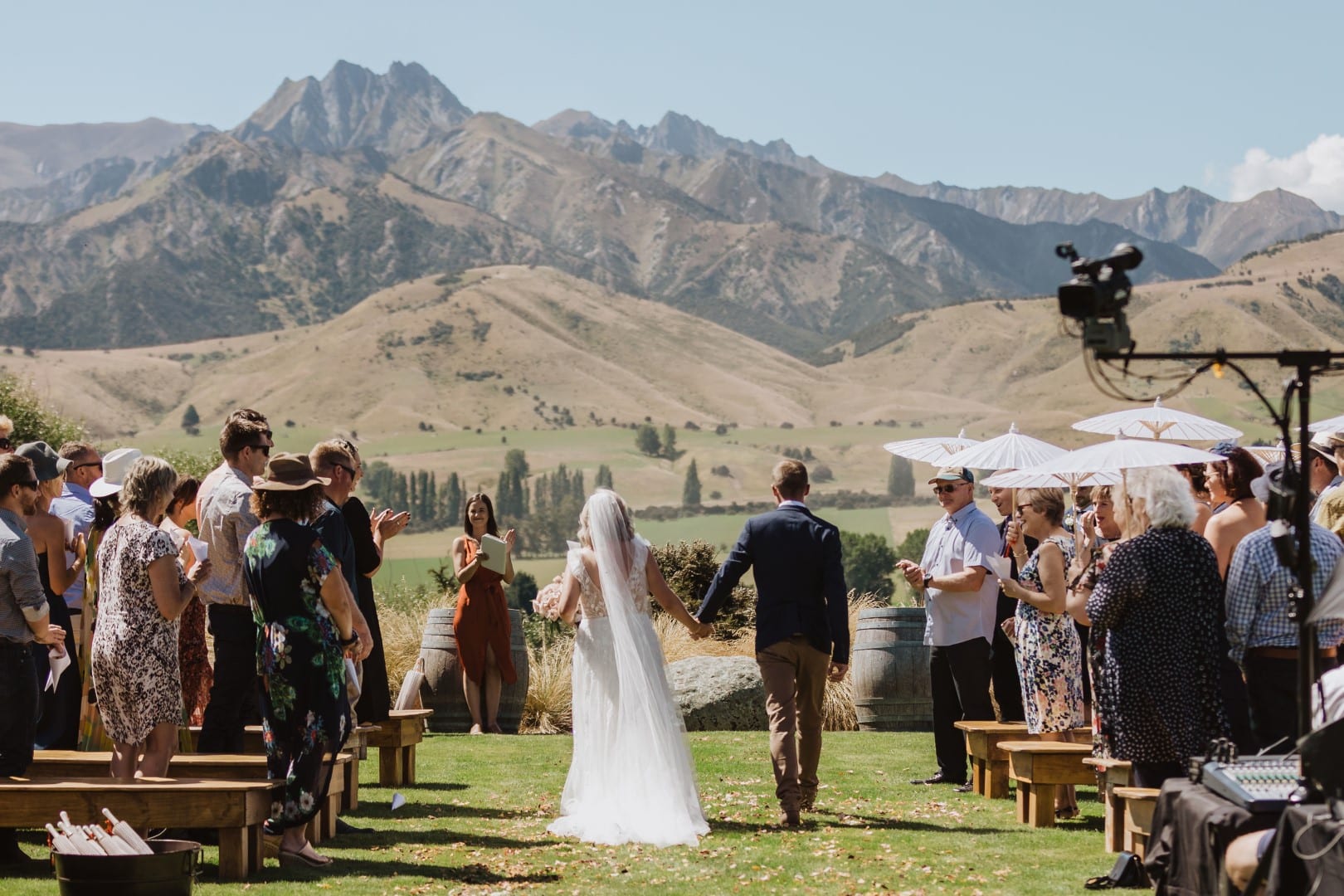 New_Zealand_Wedding_Pronovias_Bride