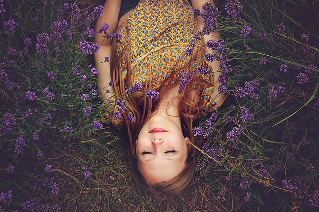 Girl in Lavender Field | ISA Professional