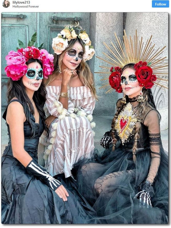 Dia de los Muertos Skull Sisters