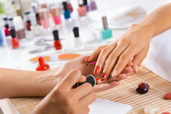 Manicure Time- ISA Professional