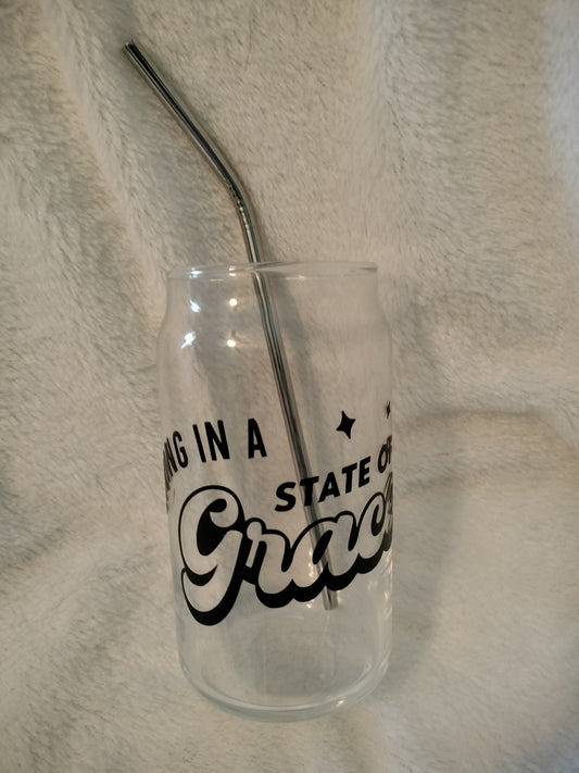 a 40oz Stanley cup, usually priced at $45 brand new, for $2.49!! no straw,  but i have my own light pink reusable straw to pair with it :) :  r/ThriftStoreHauls