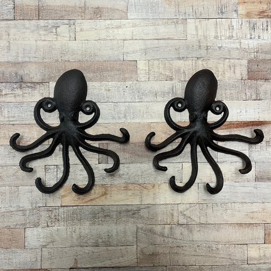 Stonebriar Cast Iron Octopus Decorative Wall Hook, Blue 