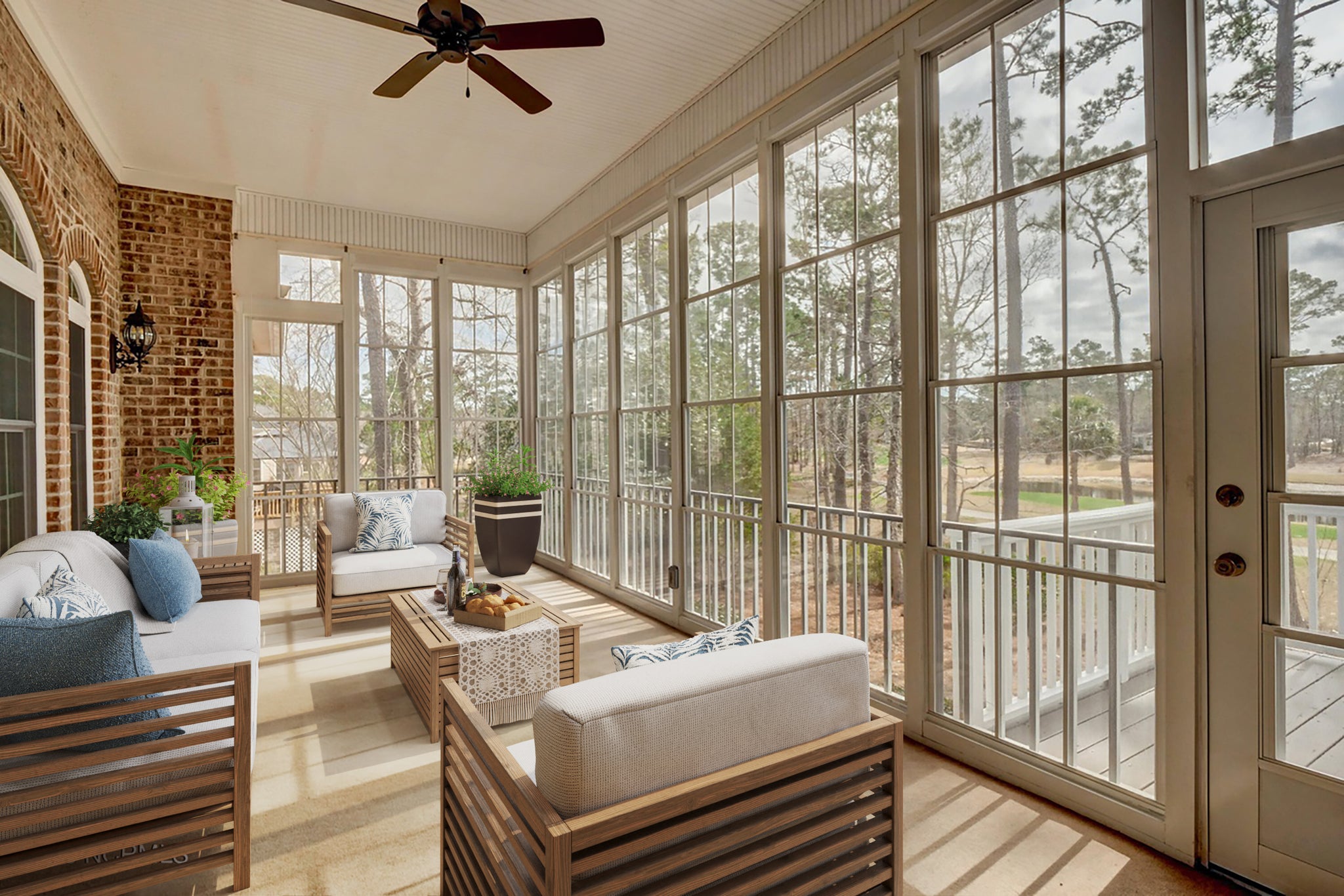 Virtual Staging in a Sunroom