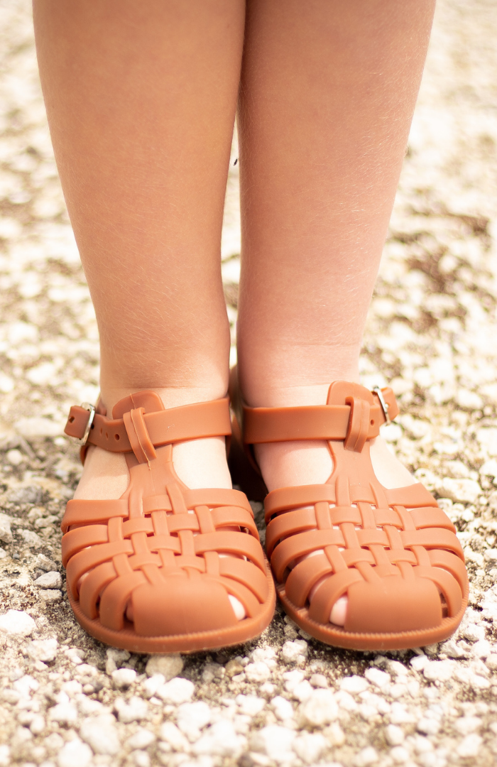 Tip for wearing Jelly Shoes – Classical Child