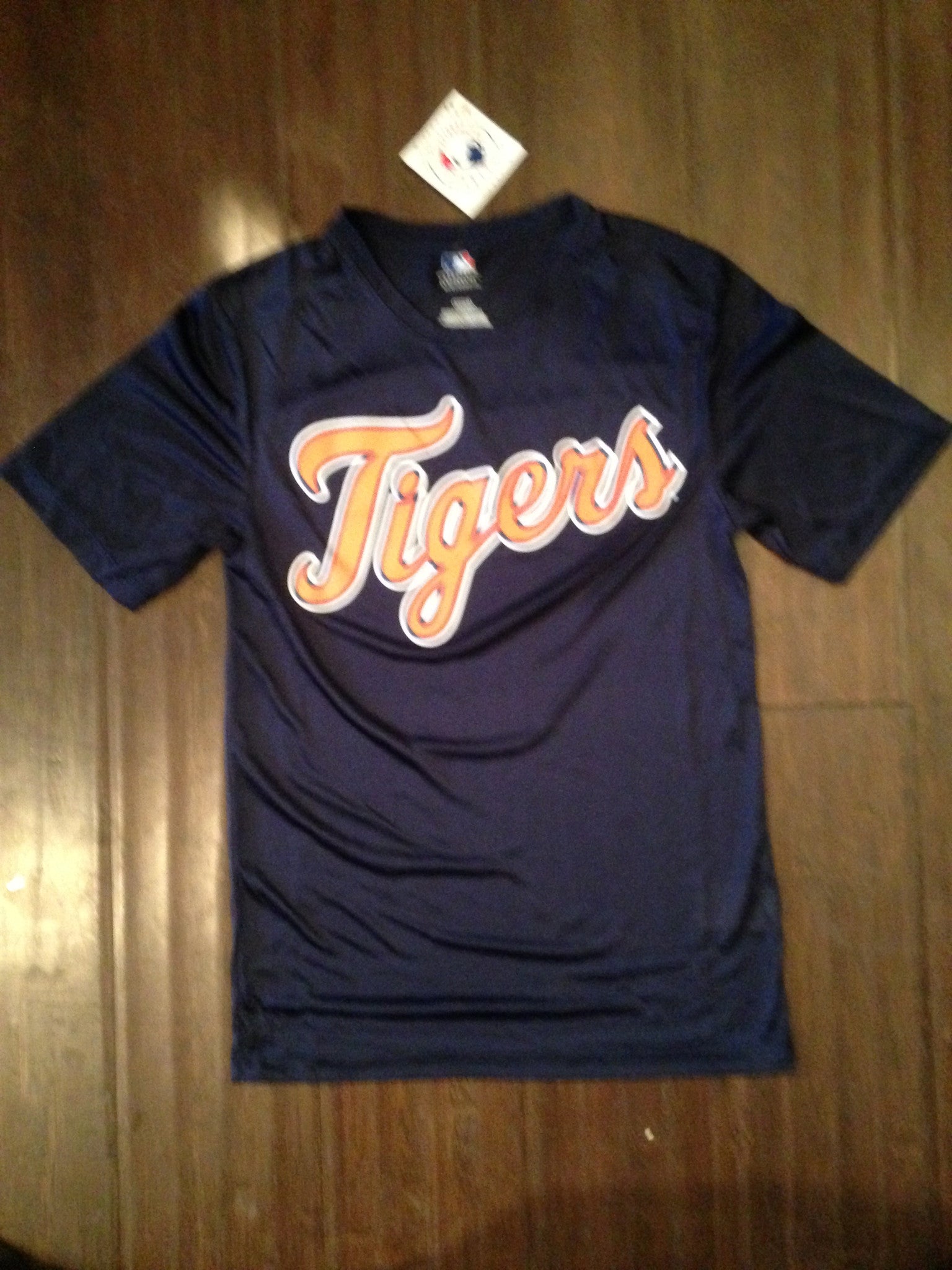 detroit tigers men's t shirt