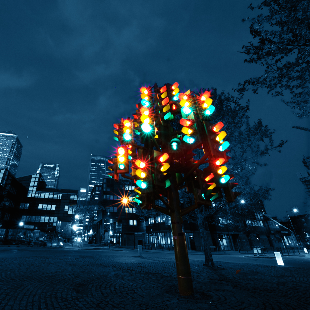 A street light signal