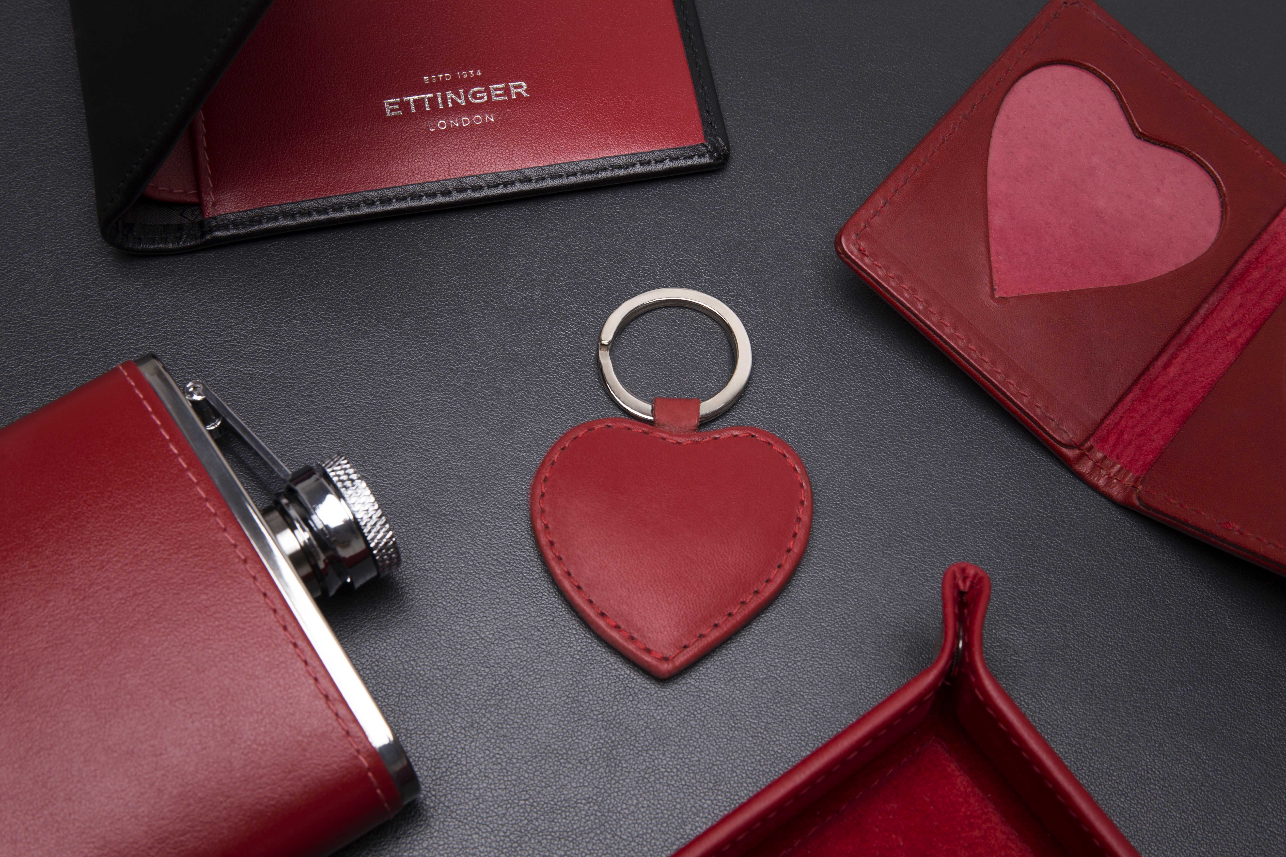 Valentines Day Gifting, valentines day gifts, gifts for valentines day, ettinger valentines day, ettinger gifts, leather goods, leather accessories