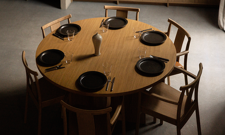 北歐進口餐桌推薦｜Audo 雙重個性餐桌 Androgyne Dining Table 北歐丹麥傢具品牌 Menu
