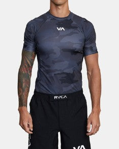 compression rashguard