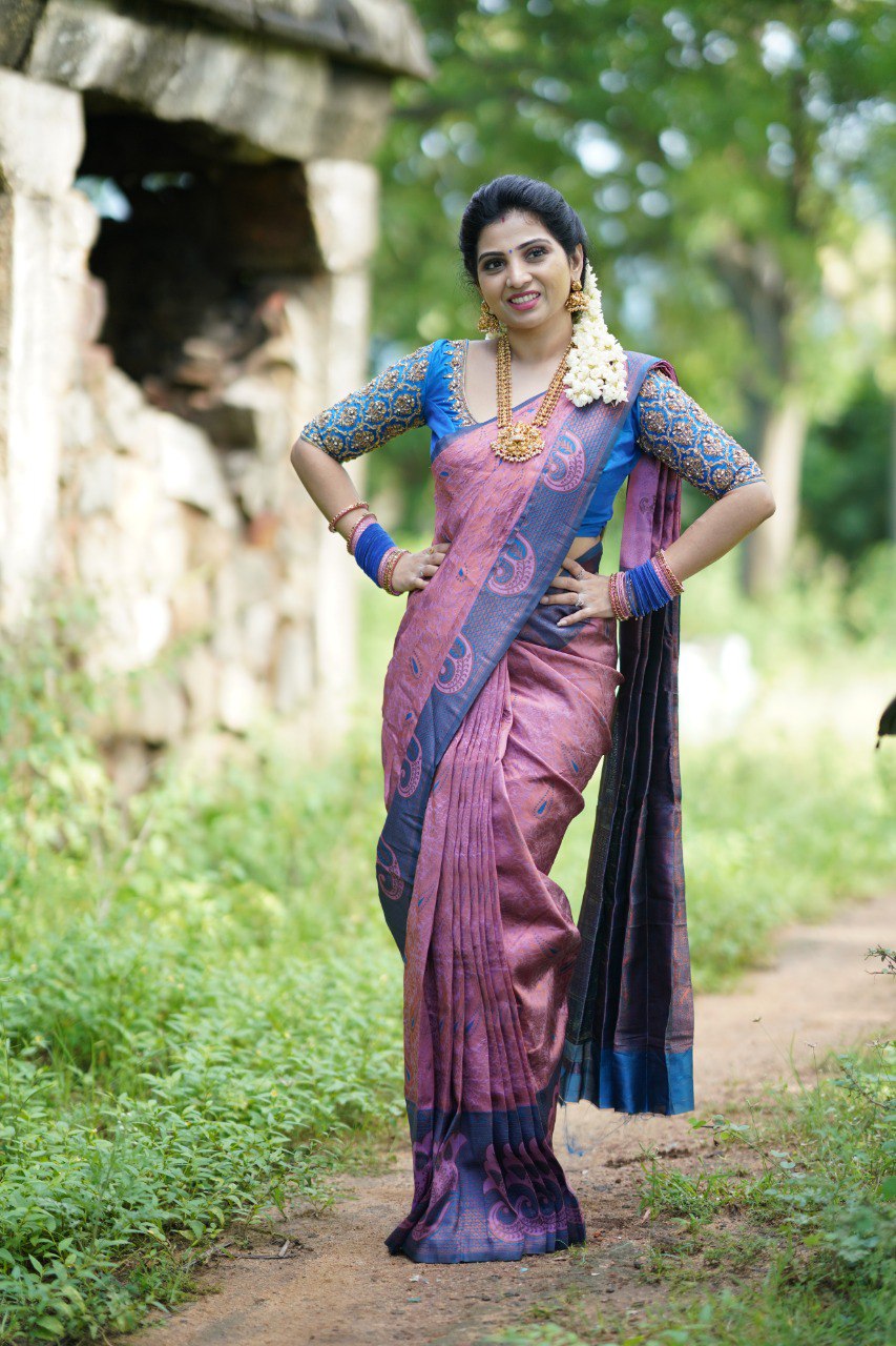 FASHION VILLA HALF SAREE LEHGHA CHOLI(Pure tissue paitani weaving Lehangas  ,with contrast blouse and contrast cut work voni)