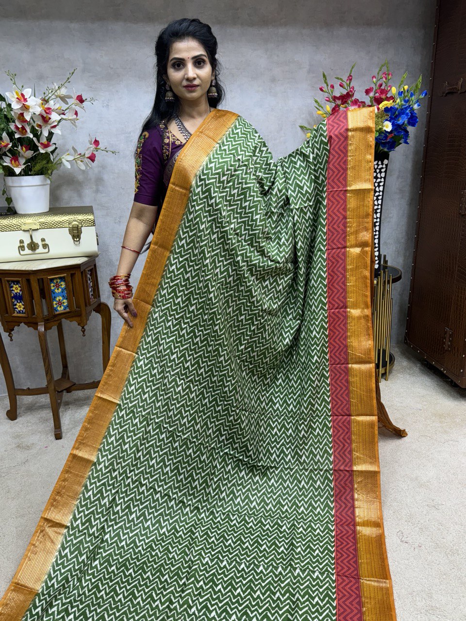 Beautiful moonga silk saree with rose weaving and contrast blouse –  thecotlin