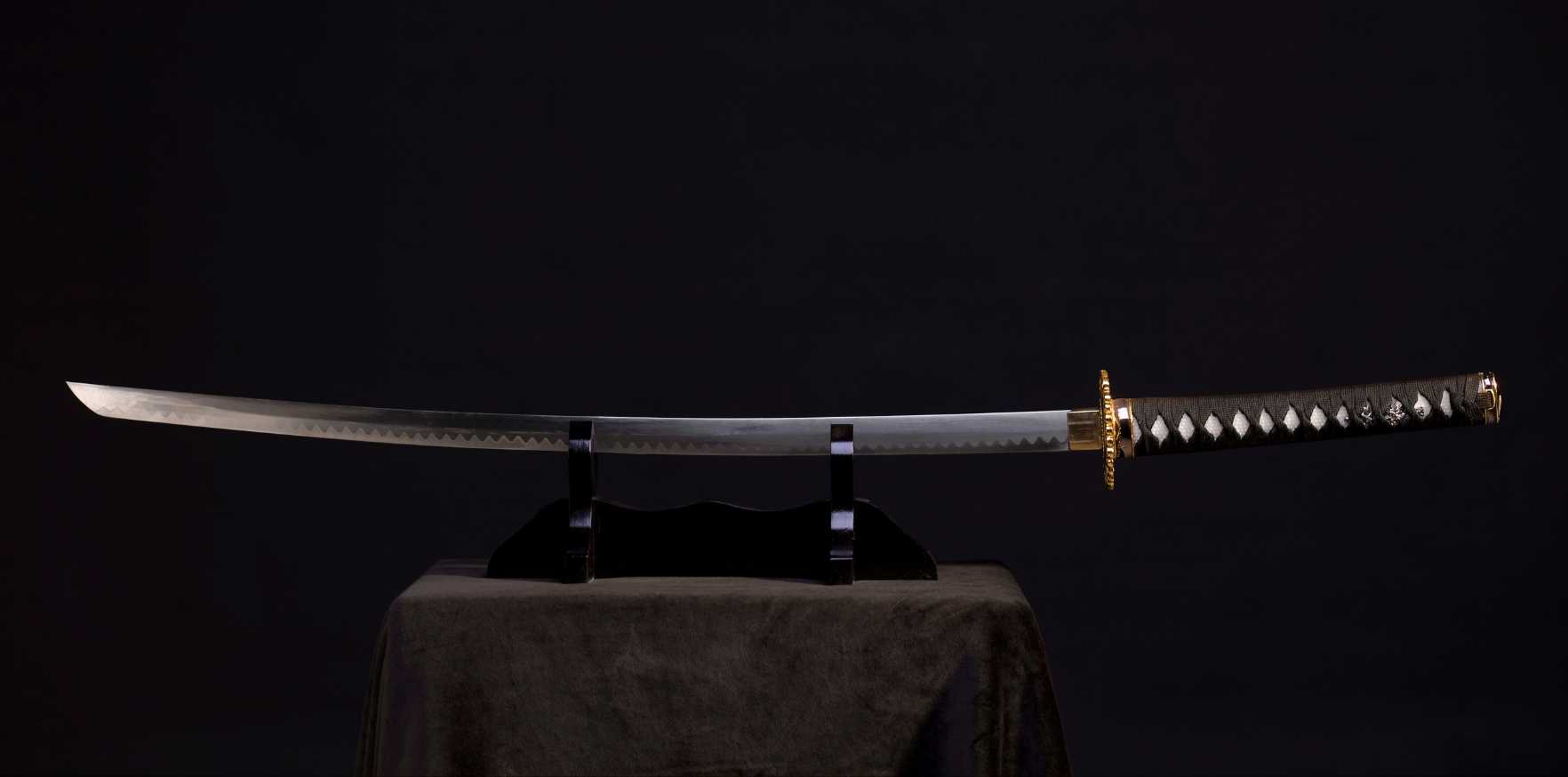 katana japanese sword