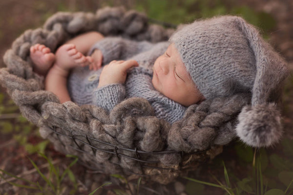 susan scott outdoor newborn photography