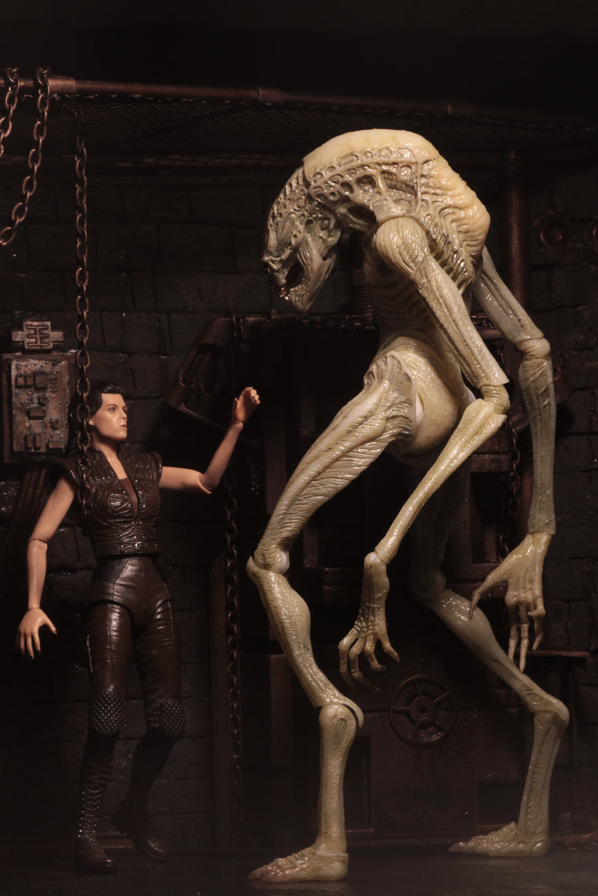 neca alien resurrection newborn