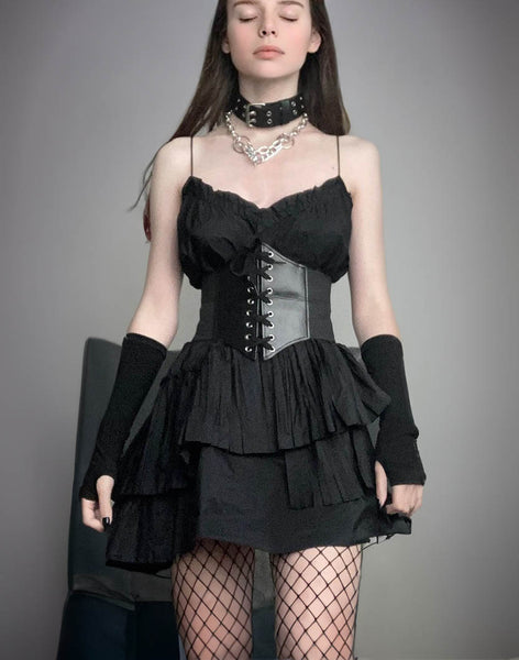 Black Gothic Dress with Corset: A sensual and empowering black dress with corsetry, accentuating your curves with style.