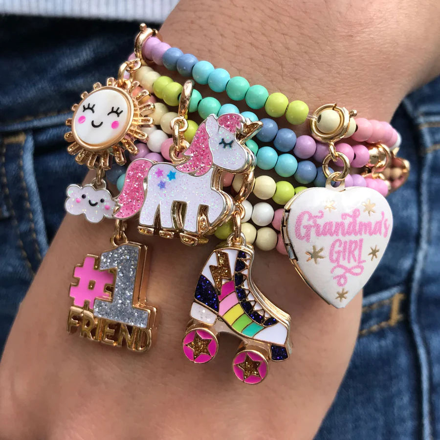 Disney Wish - Make Glitter Bracelets with Charms