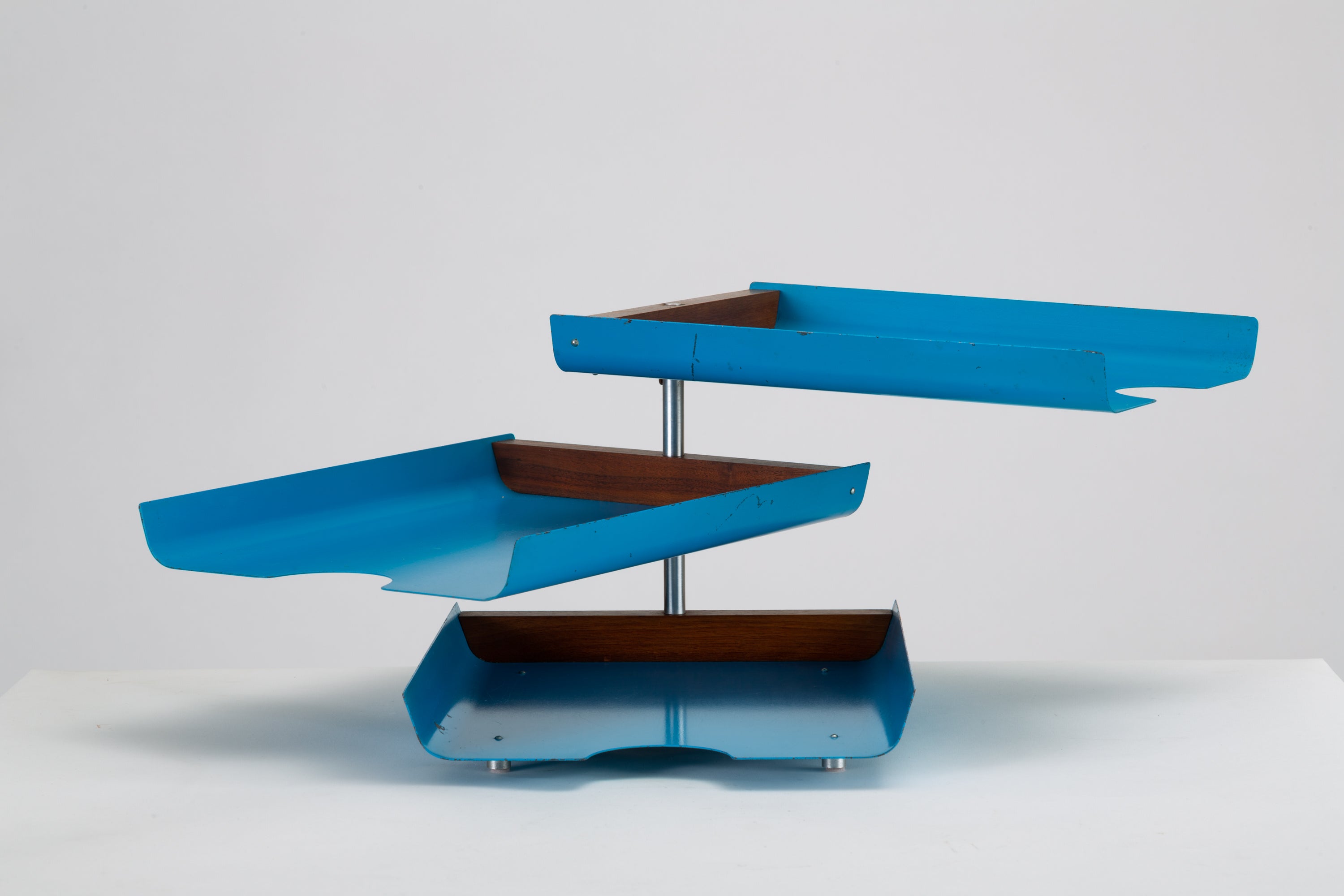 Peter Pepper Products Three Tiered Paper Tray In Original Blue