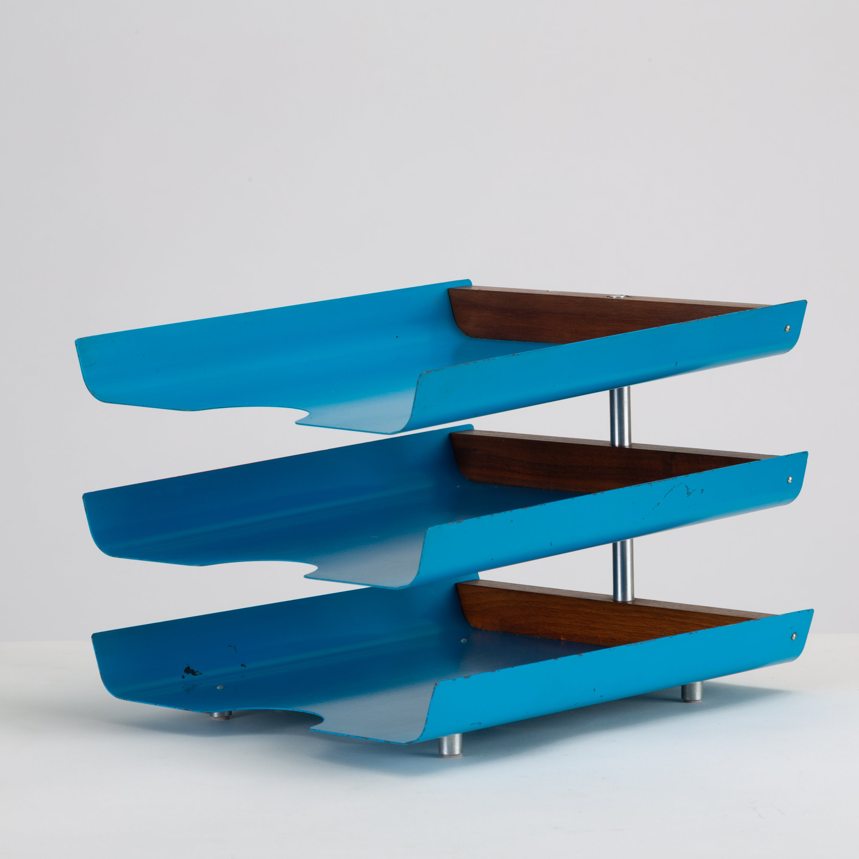 Peter Pepper Products Three Tiered Paper Tray In Original Blue