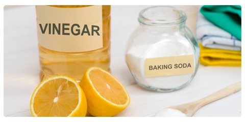 Vinegar and baking soda for making cleaning products