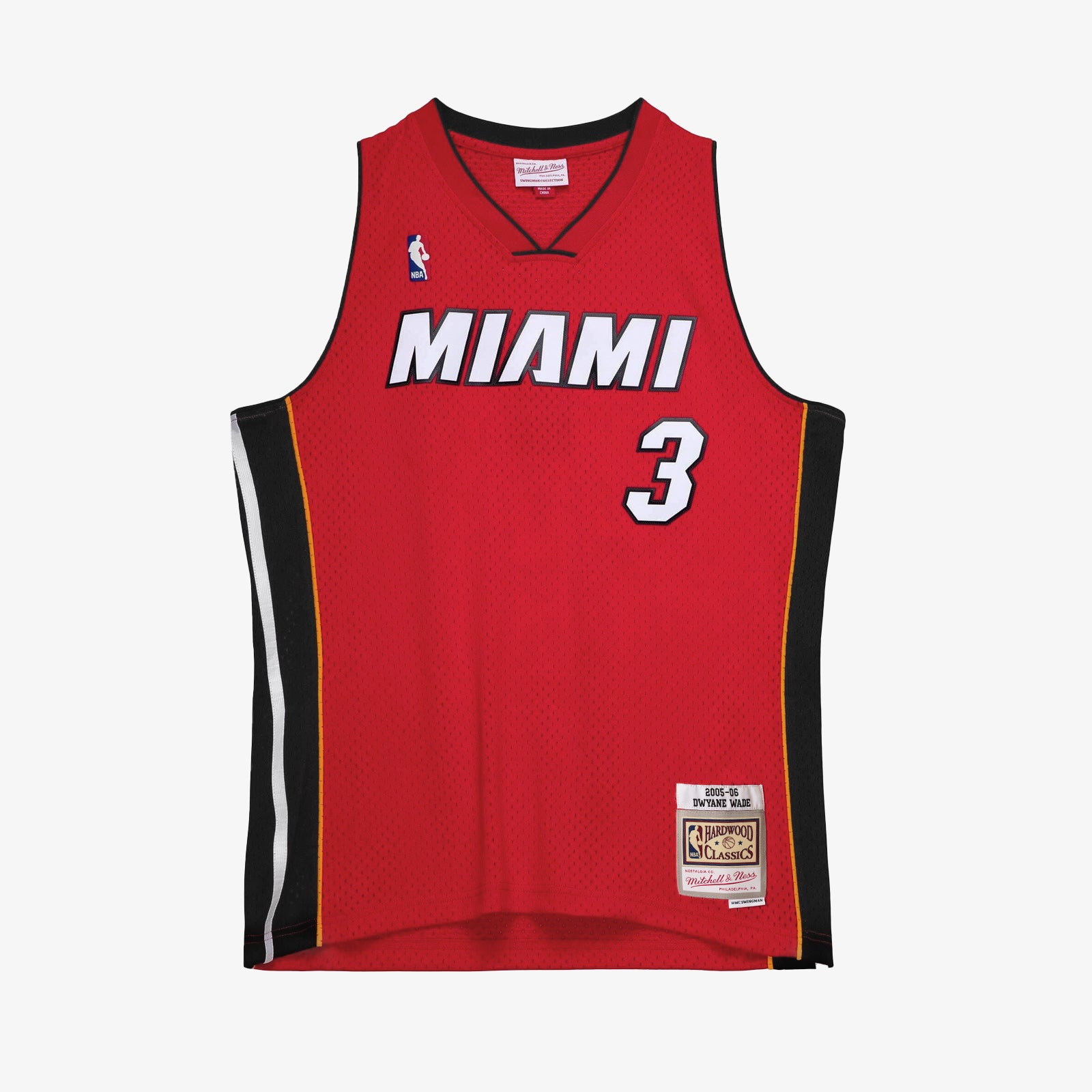 Shaquille O'Neal Autographed Miami Heat 05-06 Mitchell & Ness