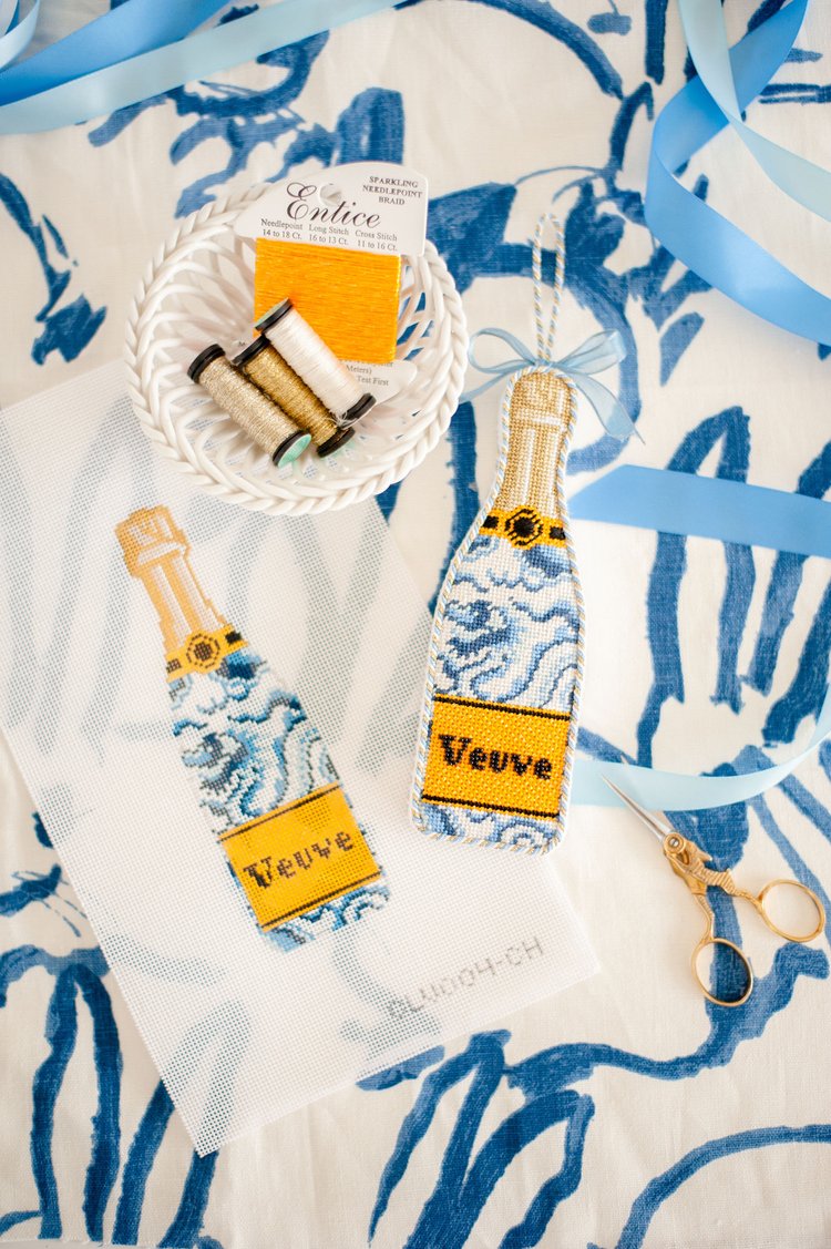 Image of Catelavie Blue and White Veuve
