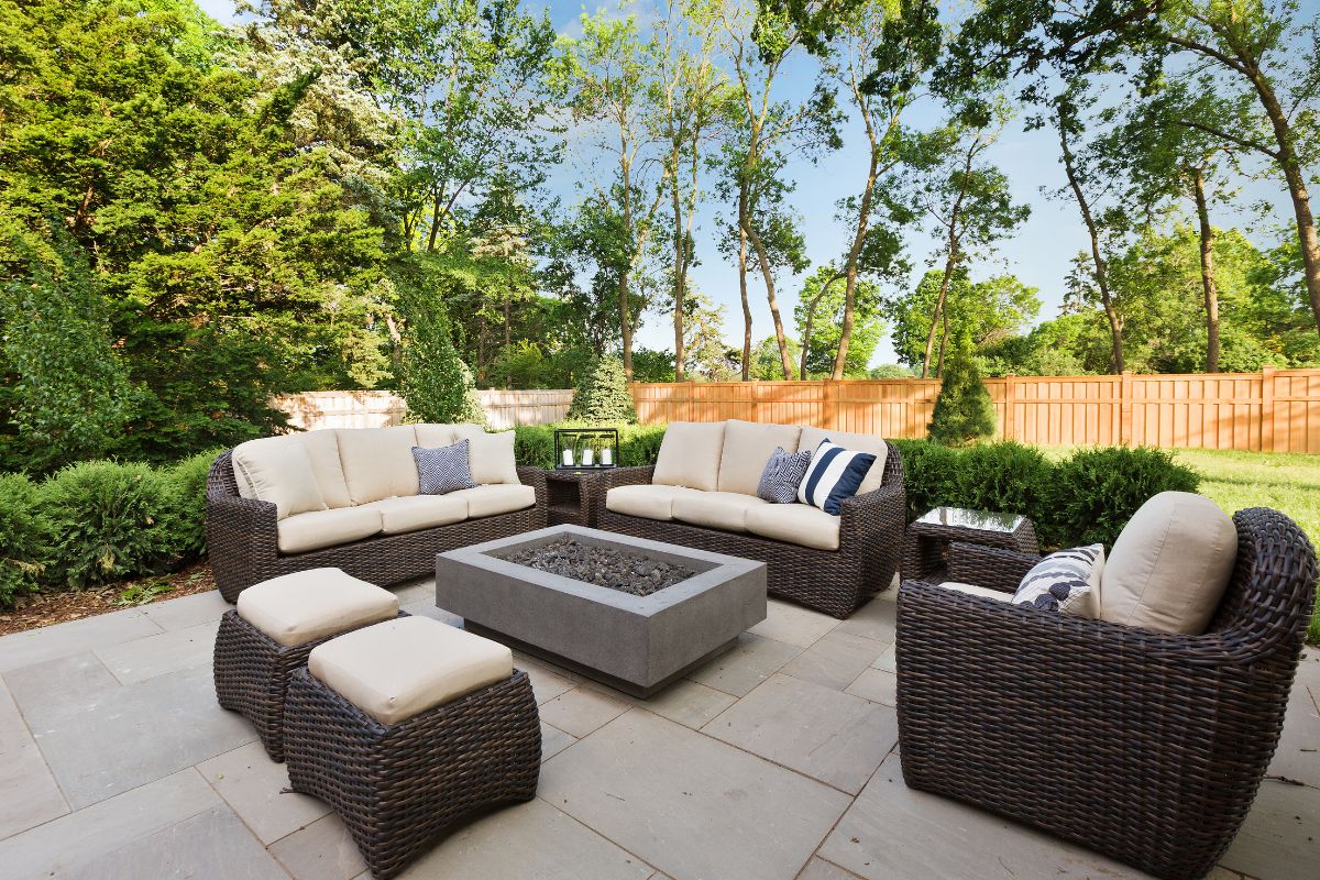 Patio with outdoor furniture