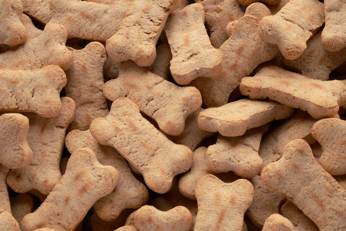 Apple and Peanut Butter Dog Treats