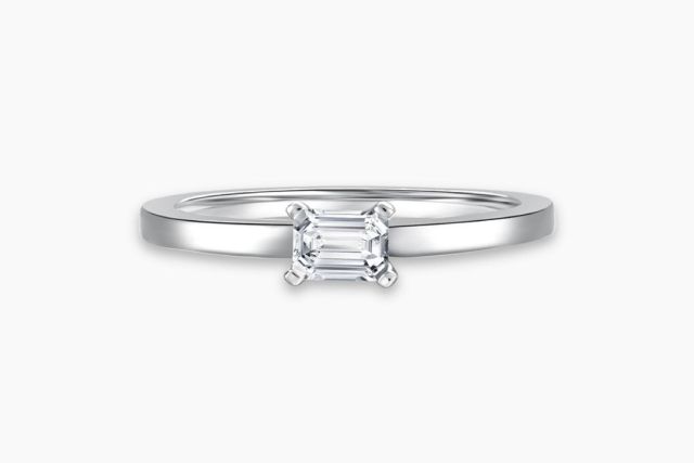 LVC Precieux Classic Emerald Diamond Ring