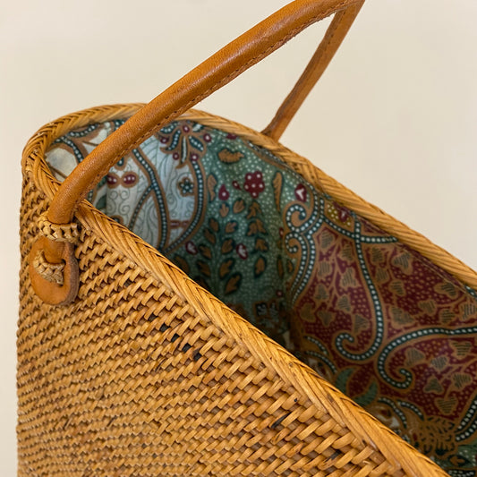 Tenganan Basket Clasp Handbag