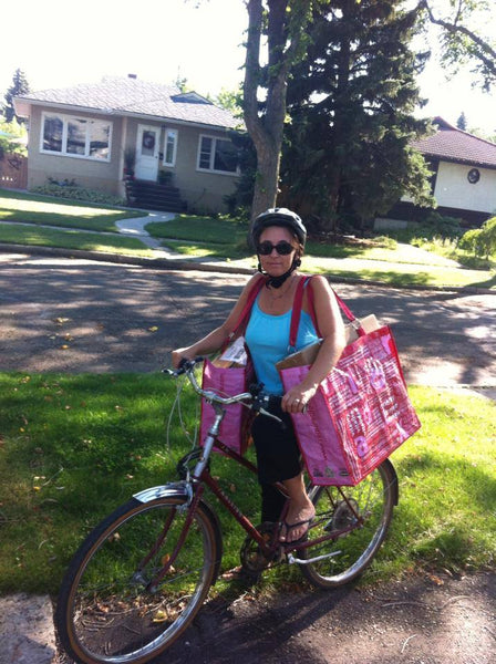 biking to post office mamamor dolls