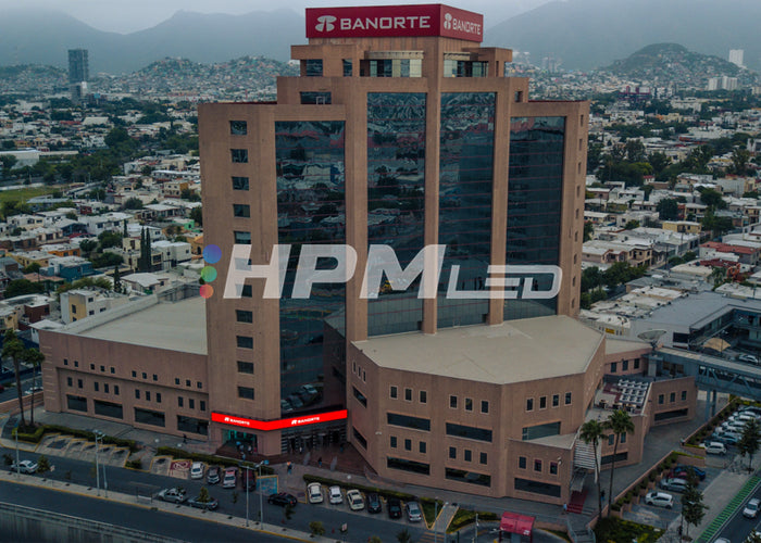 Proyecto Pantalla LED HPMLED Edificio Banorte