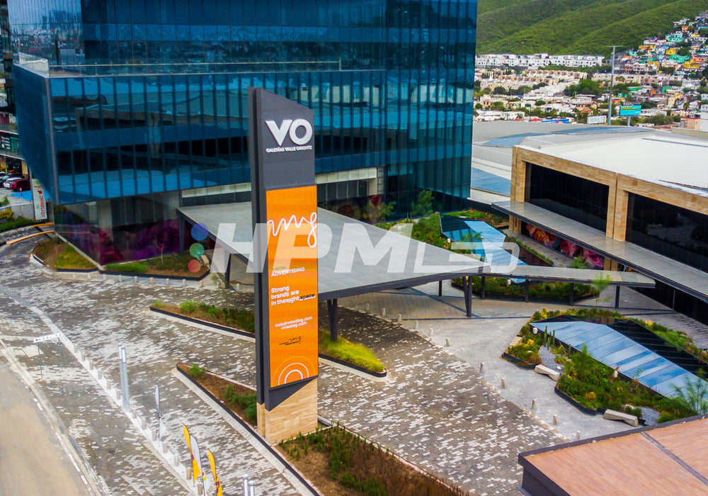 Proyecto Pantalla LED HPMLED Valle Oriente