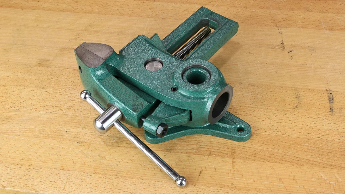 The machined flat anvil surface on the back of the Parrot Vise allows for light metalwork and other anvil related tasks such as peening rivets.