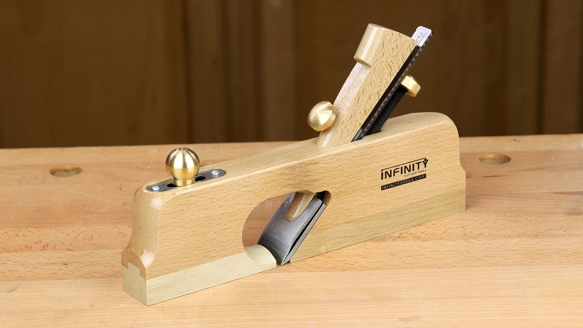 The Norris Style adjuster now comes standard on all Infinity Bench Planes as well as the 30mm adjustable mouth rabbet Plane 101-645)