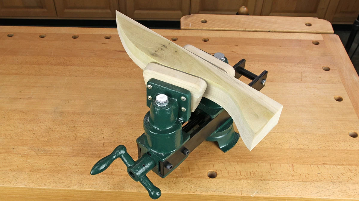 The rubber padded wooden jaws of the Carver's Vise protect the workpiece, while providing excellent gripping strength.
