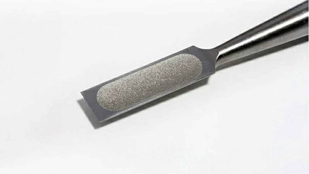 Narex dovetail chisels mimic Asian-style chisels with a pocket formed on the back.