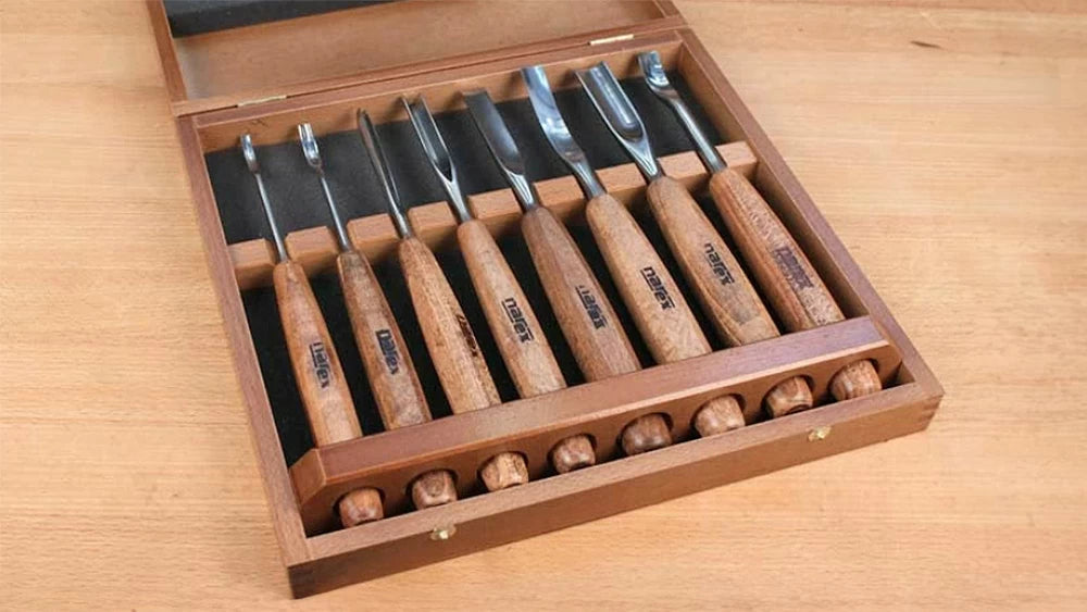 From the Narex Profi Line the 8-Pc Professional Carving Chisel Set is prefect for pojects big and small.
