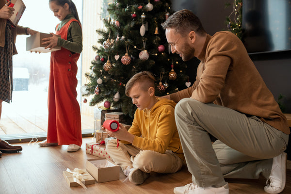 Tips to Find The Best Family of 4 Gifts That Everyone Joy