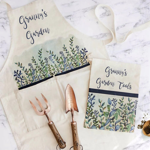 Choose the Perfect Gift Ideas For A Gardener