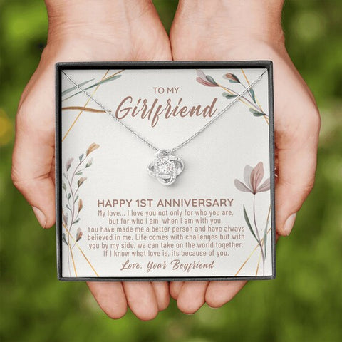 gift ideas for girlfriend 1 year anniversary